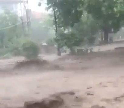 Апокалипсис в курорти в Халкидики, пълни с българи, има загинали (СНИМКИ/ВИДЕО)