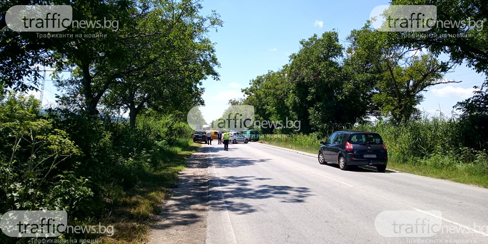 Два буса се удариха челно на Околовръстното на Пловдив! (СНИМКИ)