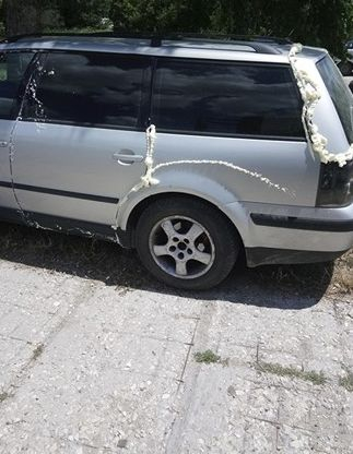 Нагъл шофьор спря на тротоар във Варна и си го получи (СНИМКИ)