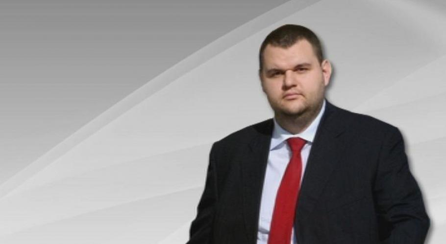  Прокопиев и Василев оплетоха в мрежите си и военното разузнаване