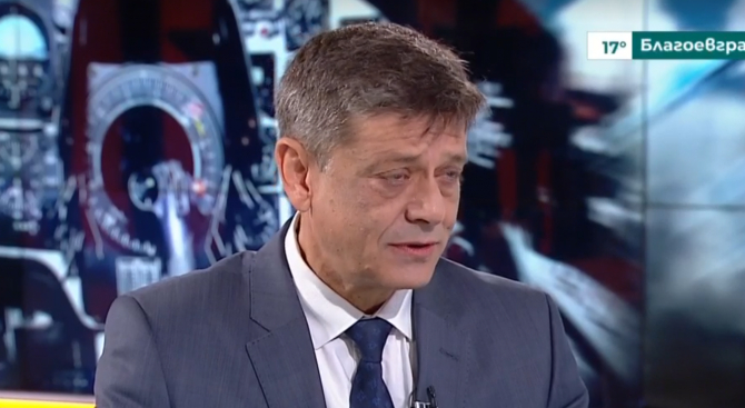 Генерал Попов: Самолети като Ф-16 ще вдигнат националното ни самочувствие