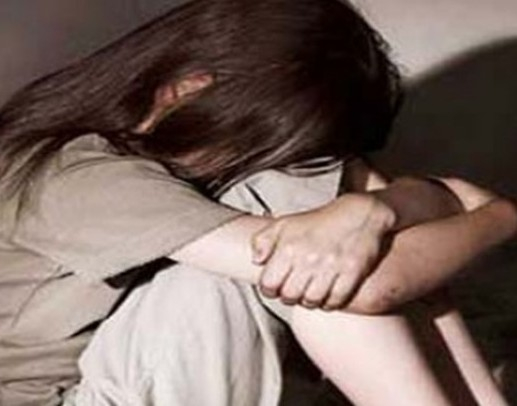 Младеж прави секс с 13-годишна във Врачанско, но баба ѝ му скрои номер