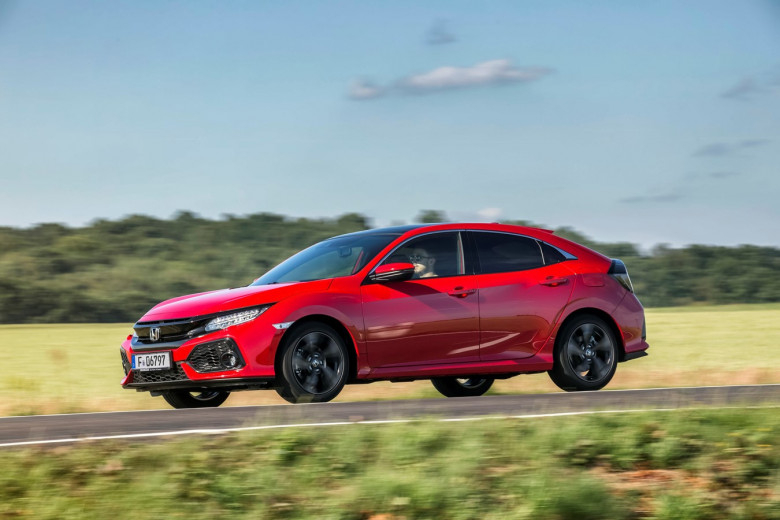Новата Honda Civic с 18% по-достъпна през лятото (СНИМКИ/ВИДЕО)