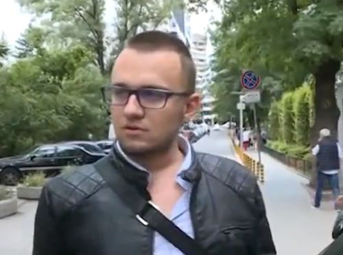 Хакерчето Крис проговори: Пуша цигари за 5 лева и ям дюнери от лавката (СНИМКИ/ВИДЕО)