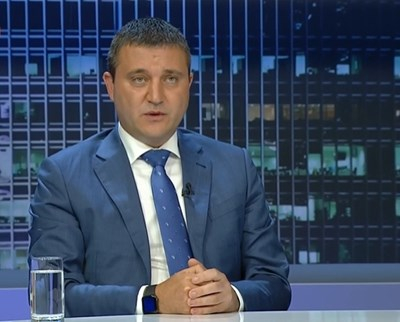 Горанов се ядоса на хакера на НАП: Героизираме едно престъпление