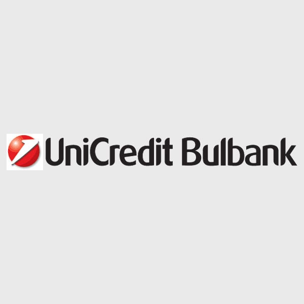 UniCredit съкращава хиляди служители