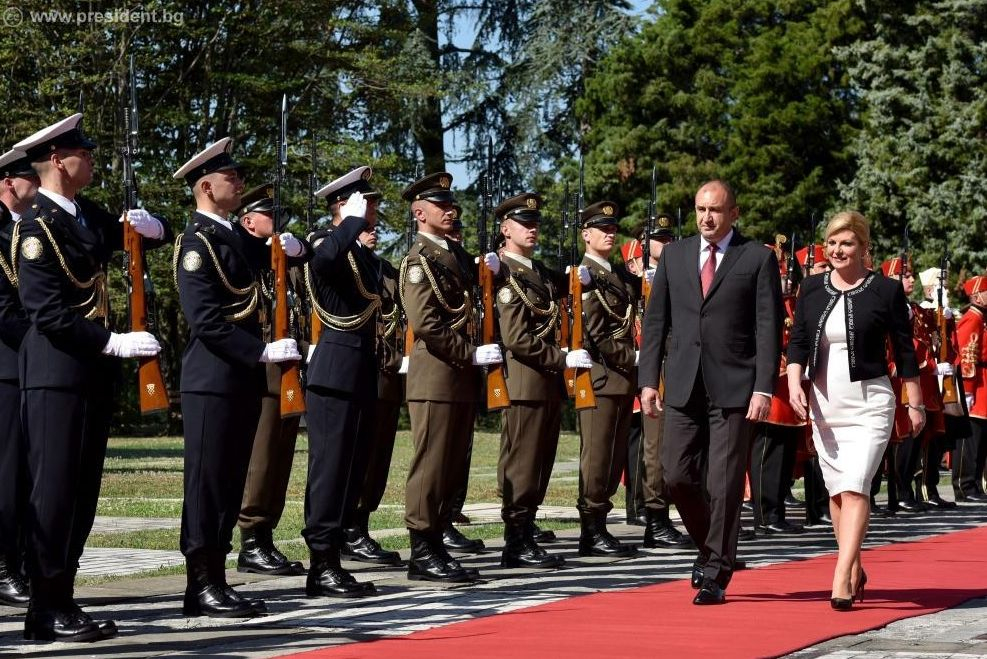 Румен Радев се срещна с атрактивната хърватска премиерка СНИМКИ