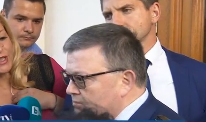 Цацаров с извънредно изявление за хакера Кристиян, хвърли бомба, че...