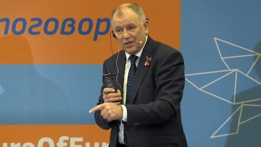 Еврокомисар с трагична новина за българското свиневъдство 