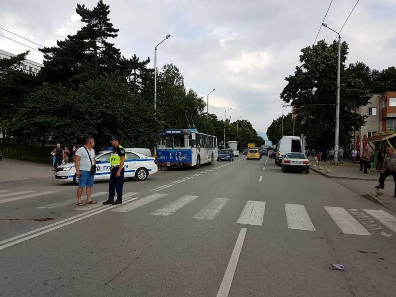 Бащата на известен врачански адвокат издъхна след месец мъки! СНИМКИ