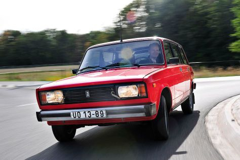 AutoBild назова силните и слабите страни на ВАЗ 2104 СНИМКИ