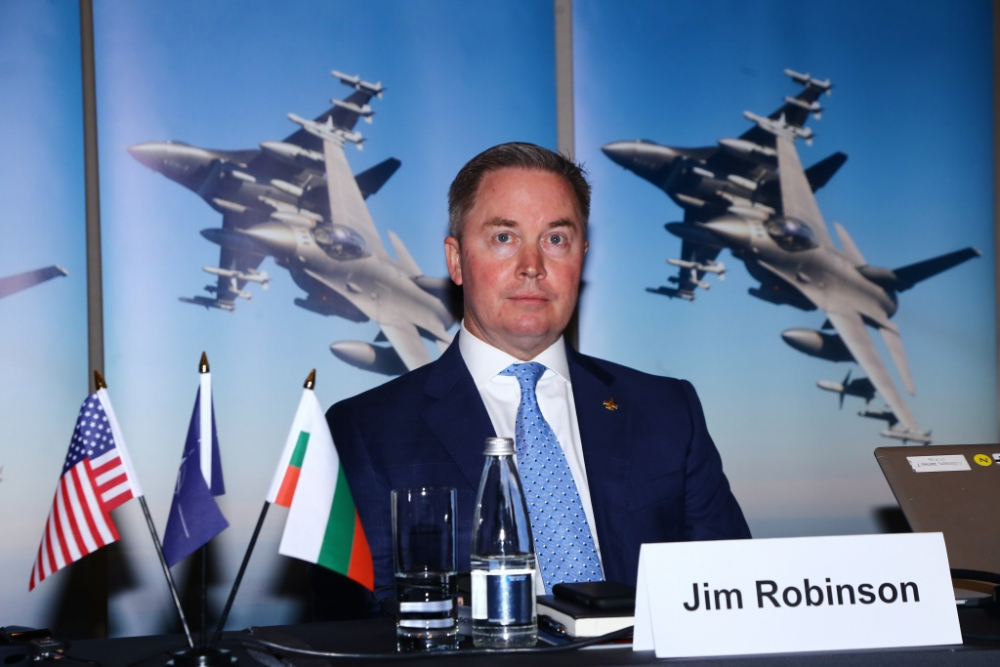 Показаха изтребителите F-16 Блок 70, които ще получи България СНИМКИ 