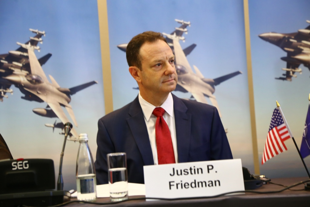 Показаха изтребителите F-16 Блок 70, които ще получи България СНИМКИ 