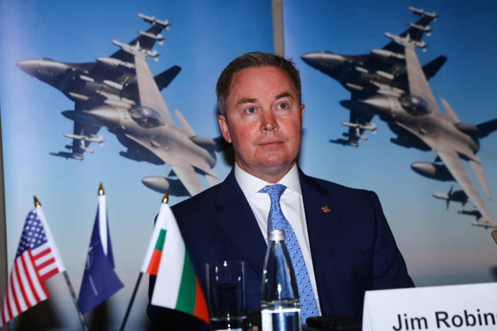 Показаха изтребителите F-16 Блок 70, които ще получи България СНИМКИ 