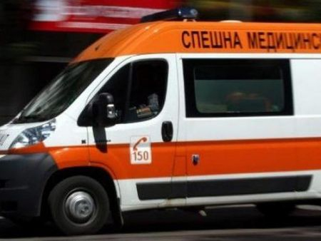 Джигит помете ученичка на колело на пешеходна пътека в Бургас 