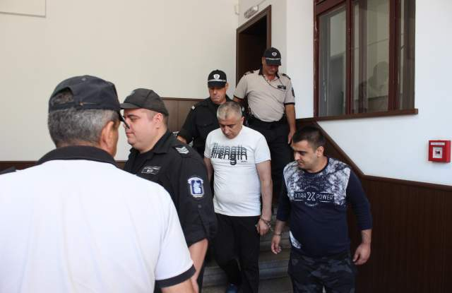 Първи СНИМКИ на жестоките убийци на софийския бизнесмен, единият от тях...