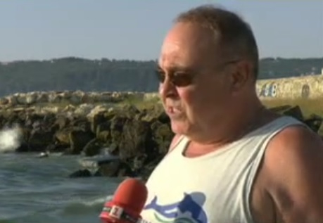 Спасители посочиха единственото спасение, ако мъртвото течение те завлече