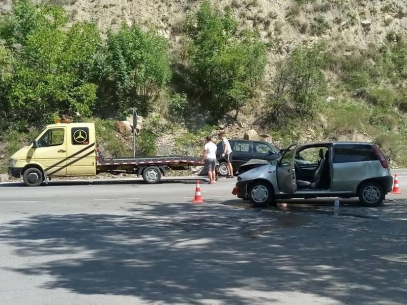 Първи СНИМКИ от адското меле в Искърското дефиле