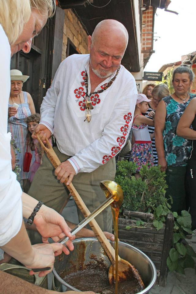 Внезапно почина народният лечител Емил Елмазов 