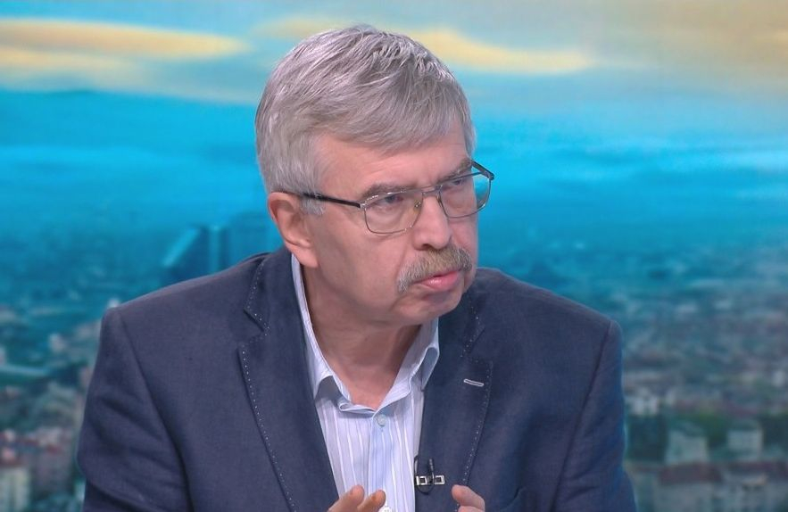 Емил Хърсев обясни кое налага банките да привикват клиентите си веднъж годишно