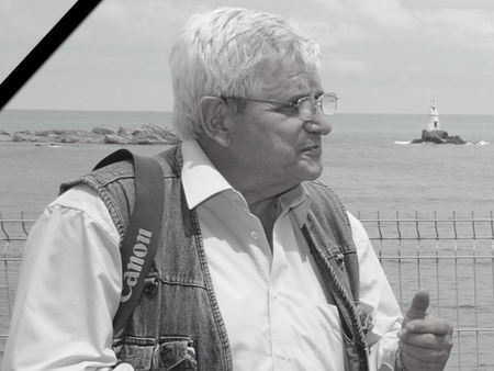 Прощално за един от основателите на вестник "Демокрация"
