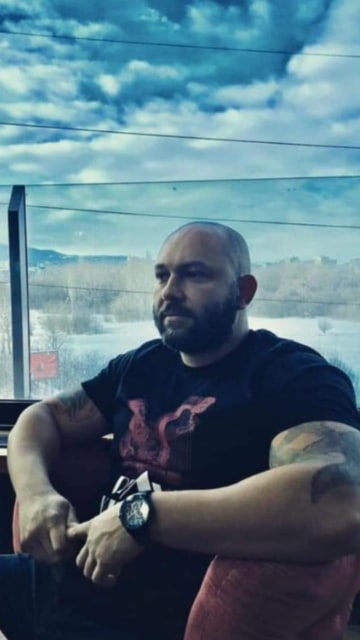 Само в БЛИЦ! Ето ги мутрите, закопчани за погрома в "Бесо" ПЪРВИ СНИМКИ