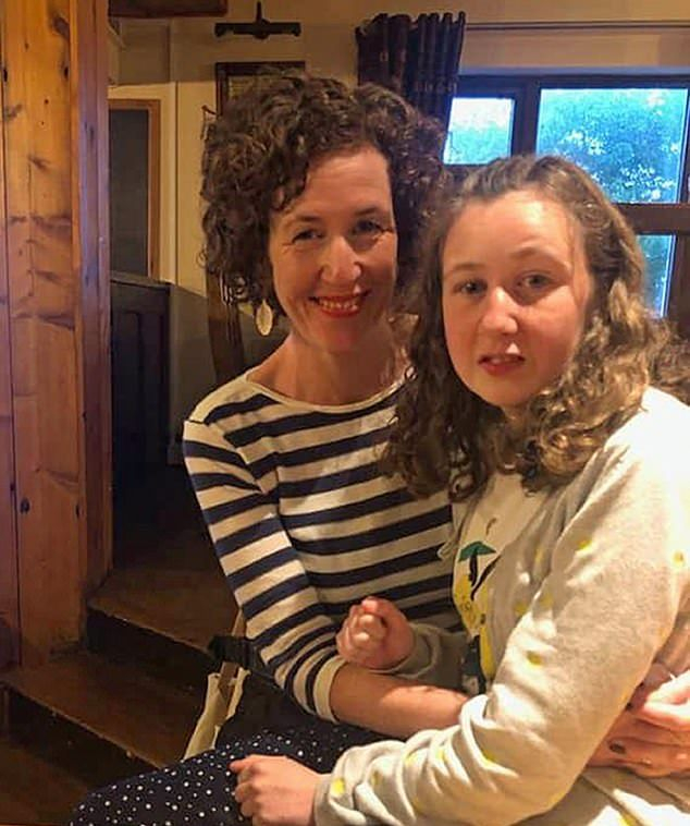 Покъртителна трагедия с 15-годишна ученичка, потънала безследно в джунглите на Малайзия