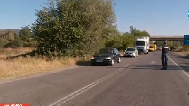 Има жертви в адското меле край Кочериново тази сутрин СНИМКИ