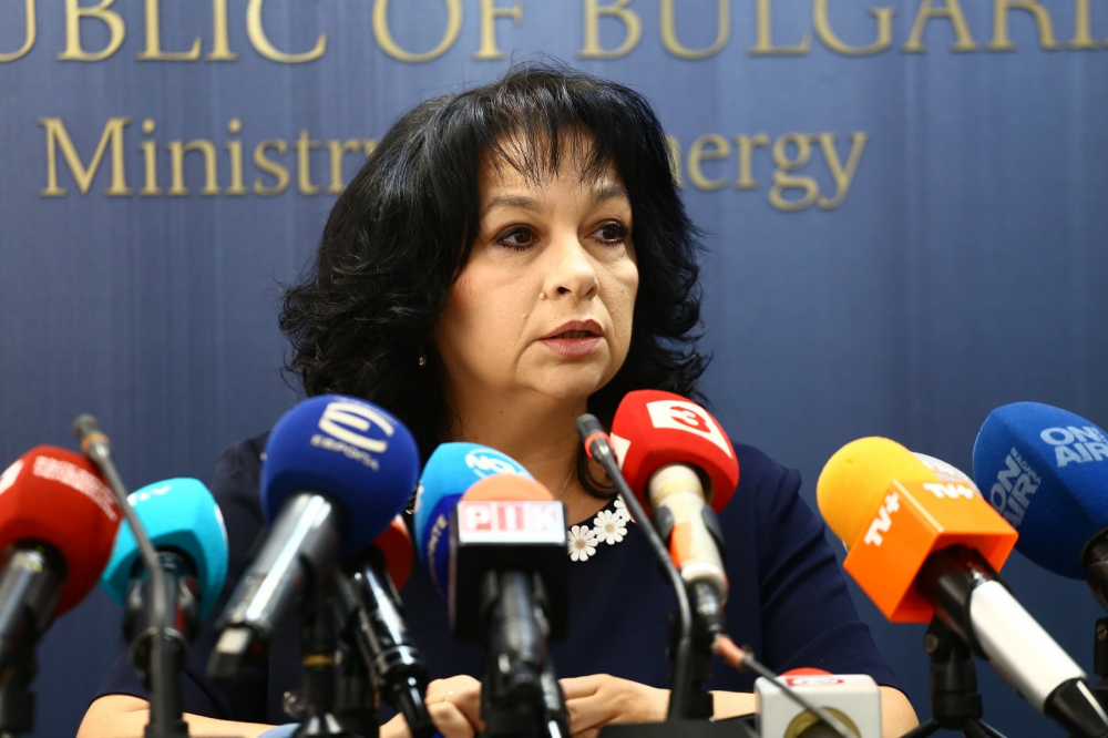 Министър Петкова с важни думи за „Балкански поток"