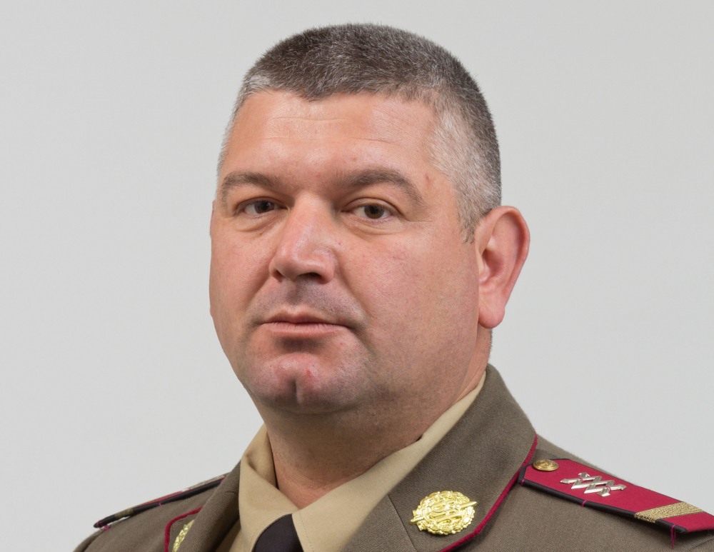 Цяло Карлово говори за сержант Делков, спасил жена от най-страшния й кошмар 