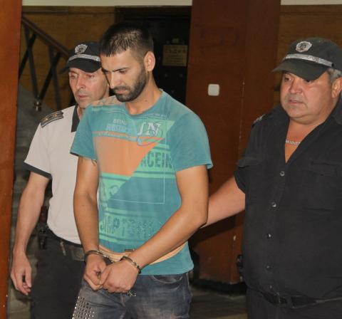 Първа СНИМКА на изверга, застрелял като куче Минчо в леглото до любовницата му