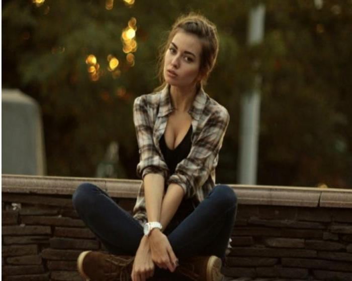 Украинската Ким Кардашиян разгорещи мрежата със секси СНИМКИ 18+  