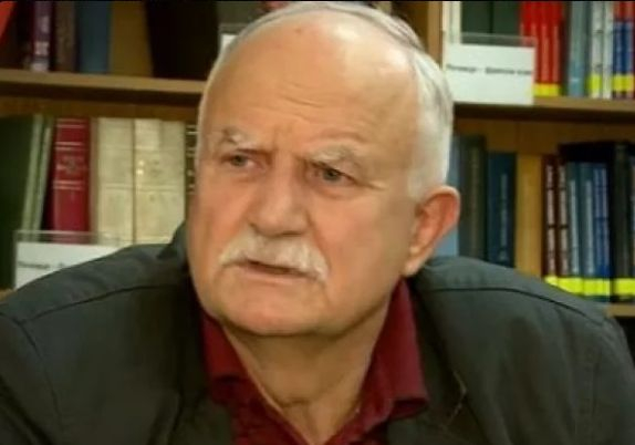Професор Филчев безпощадно пред БЛИЦ: Костов е ликвидаторът на България!