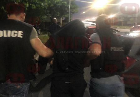 Бургаски крими герой заплаши майка си: Ще ти пусна 220 волта ток!