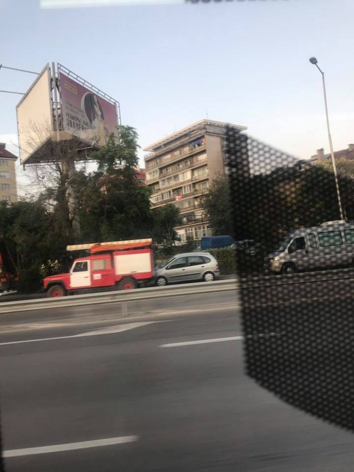 Инфарктна ситуация в ранни зори на Сточна гара в София! Ексклузивни СНИМКИ