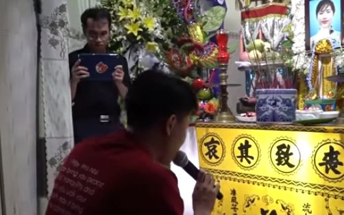Влюбен виетнамец вдигна сватба на погребението на любимата си ВИДЕО