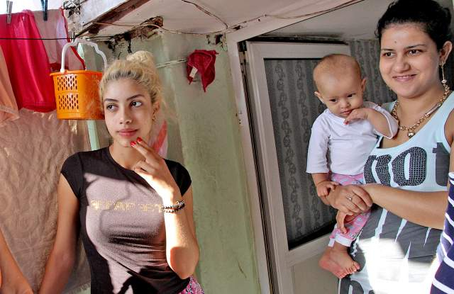 Розалинда от Столипиново: Не ходя на училище, за да не ме откраднат 