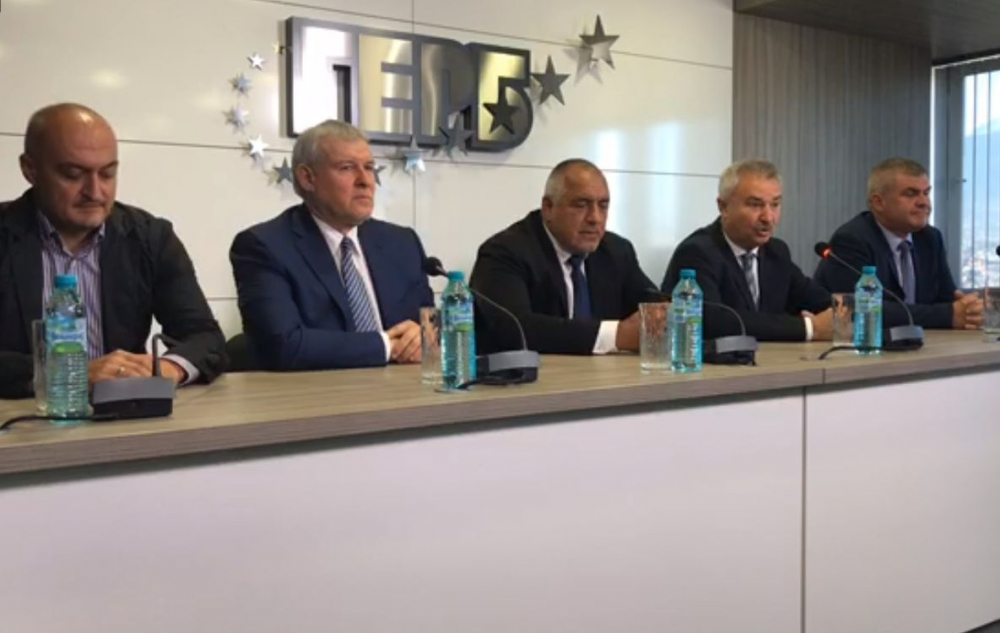 Борисов с горещ коментар за Манолова и култово изказване за прическата си