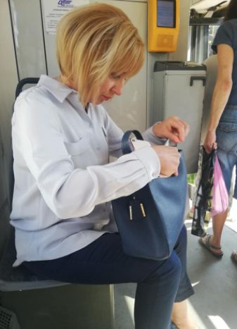 Тези СНИМКИ на Мая Манолова направиха фурор в социалните мрежи