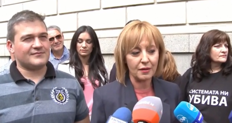 Манолова посъветва Фандъкова: По-честно е вече да излезе в отпуск