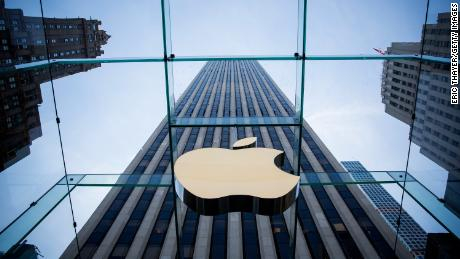 Тайният план на Китай относно Apple в търговската война със САЩ
