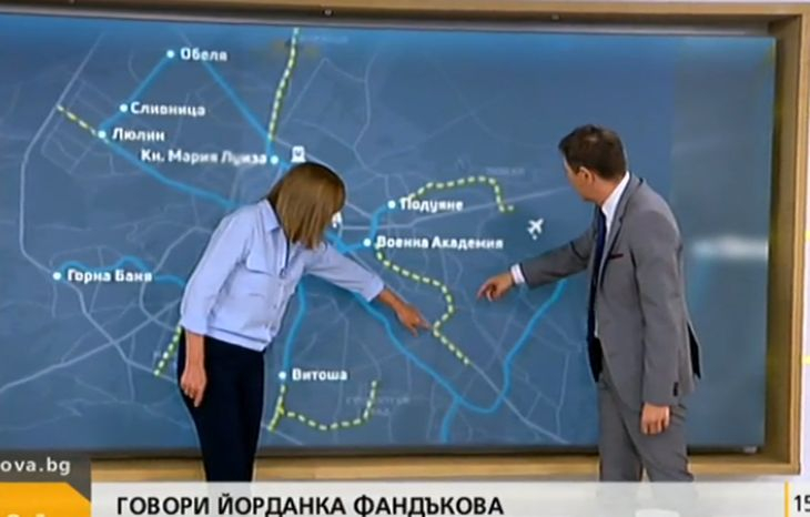 Фандъкова показа карта на София, която спря дъха на Виктор Николаев