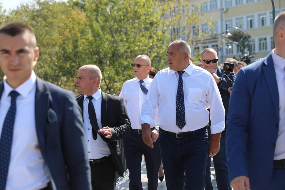 Бойко Борисов: Правим седем магистрали наведнъж СНИМКИ 