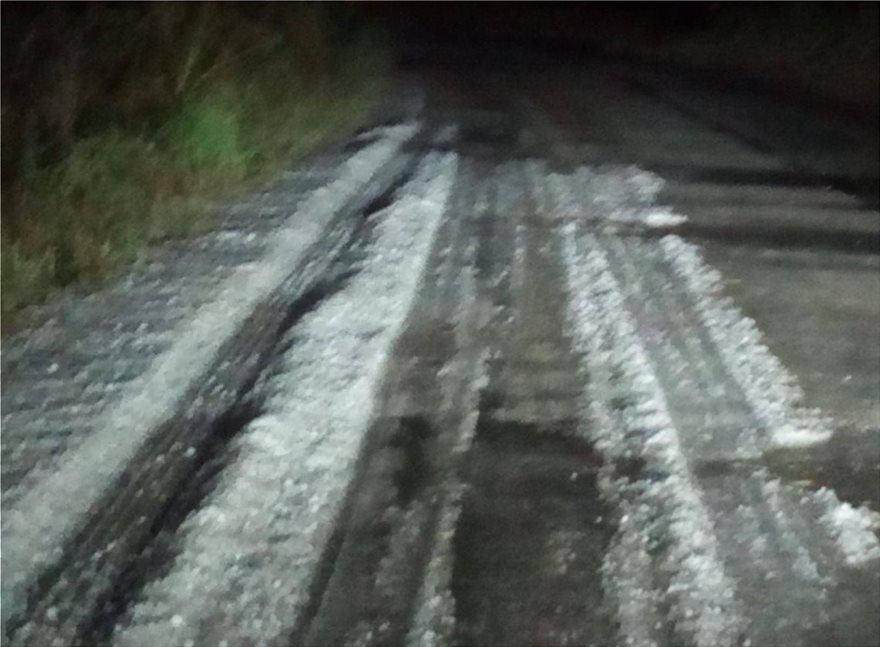 Внимание, туристи: Порои удавиха Солун нощес, пътищата под вода! ВИДЕО