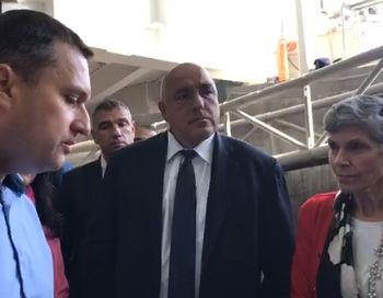 Борисов сложи очила и отсече: Това е невероятно НА ЖИВО 