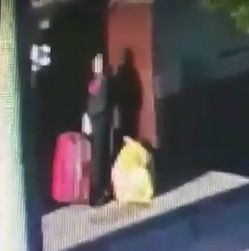 Отритнат Ромео разчлени любимата си на парчета, скри ги в куфар и... ВИДЕО 