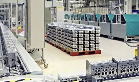 Немска компания за авточасти с интерес към голям български град 