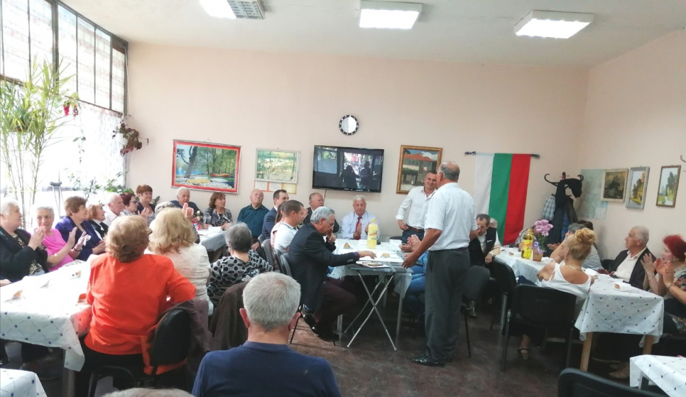 Здравко Димитров с първа кметска задача. Вижте от кого