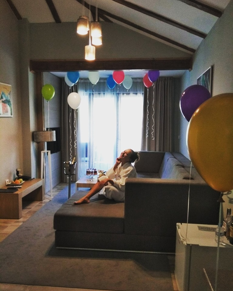 Силвия Юрукова пусна СНИМКИ 18+ за рождения си ден 