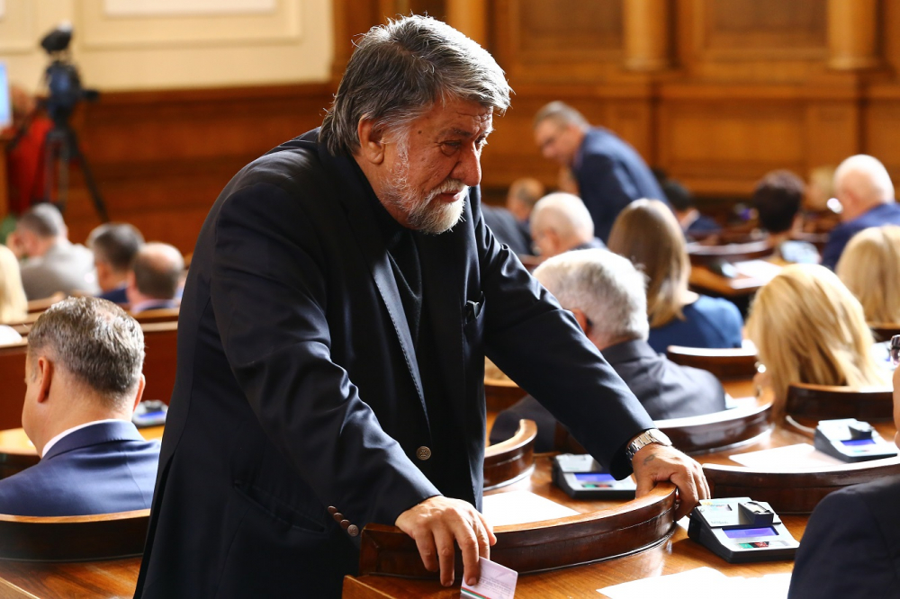 Вежди Рашидов покрусен от смъртта на Павел Васев